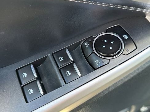 Certified 2022 Ford Explorer XLT w/ Equipment Group 202A image 30