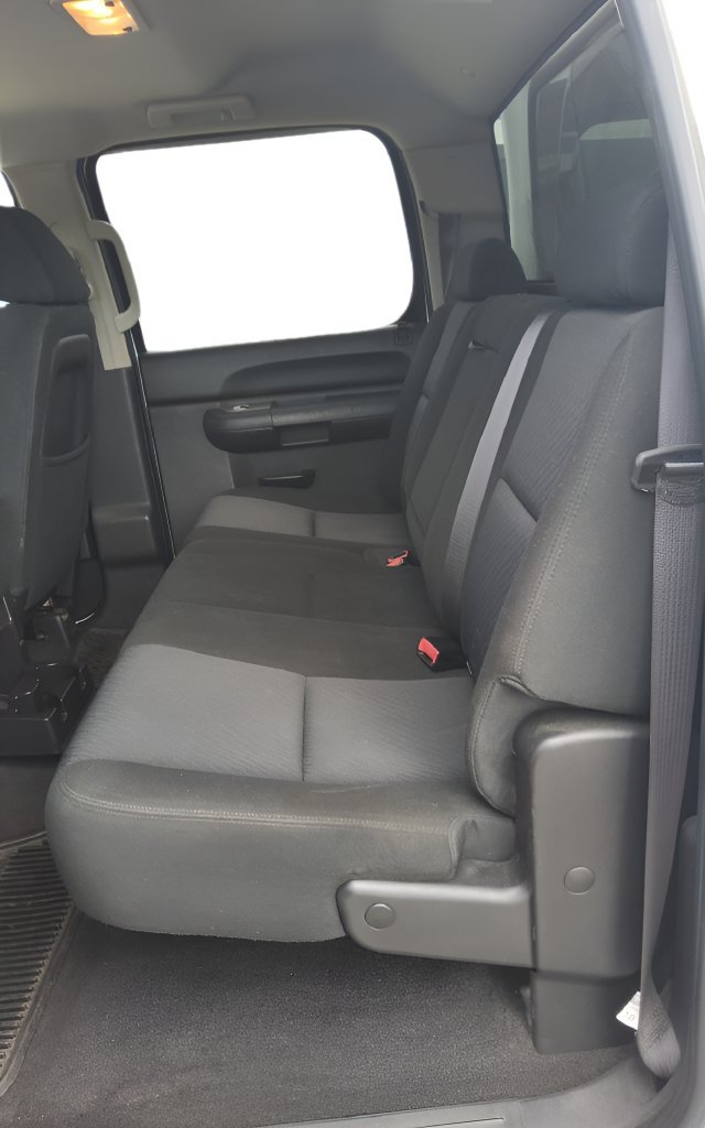 Used 2010 Chevrolet Silverado 2500 LT w/ Interior Plus Package AWD/4WD image 20