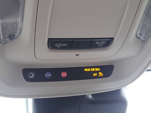 Used 2022 Buick Envision Preferred image 24