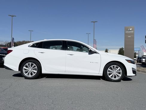 Used 2024 Chevrolet Malibu LT image 8