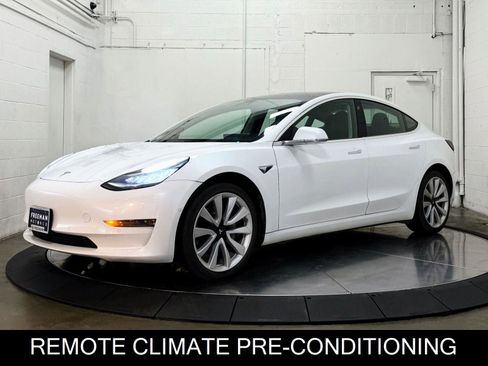 Used 2020 Tesla Model 3 Standard Range Plus image 4
