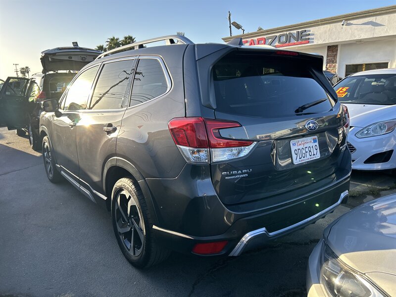 Used 2023 Subaru Forester Touring AWD/4WD image 14