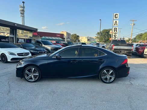 Used 2017 Lexus IS 300 AWD image 2
