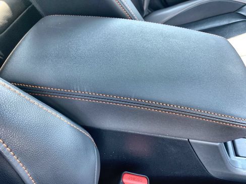 Certified 2024 Subaru Crosstrek 2.5i Limited w/ Crosstrek Mirror Package AWD/4WD image 32