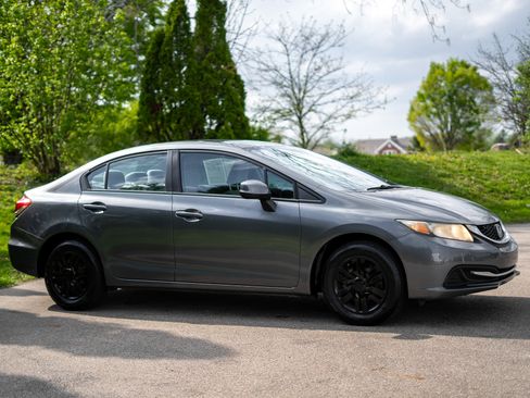 Used 2013 Honda Civic LX image 4