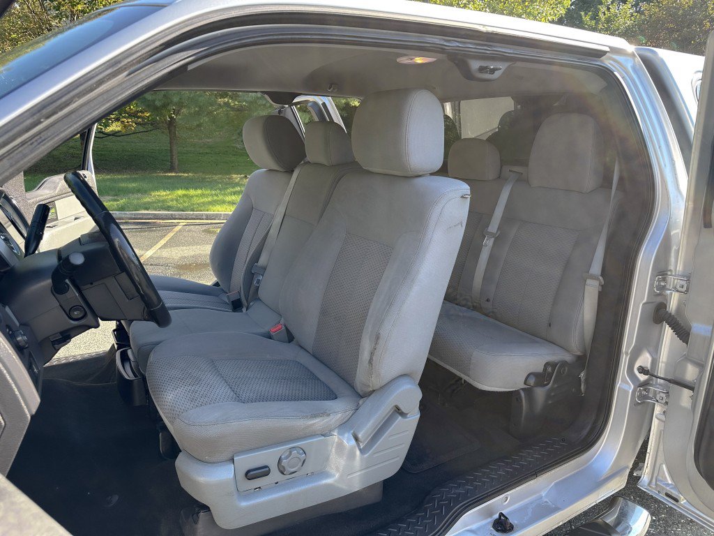 Used 2012 Ford F150 XLT w/ XLT Chrome Pkg AWD/4WD image 14