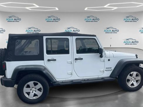 Used 2015 Jeep Wrangler Unlimited Sport AWD/4WD image 5