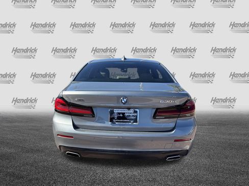 Certified 2023 BMW 530e xDrive w/ Premium Package image 9
