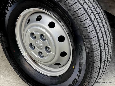 Used 2021 RAM ProMaster 2500 w/ Interior LED Lighting Group image 13