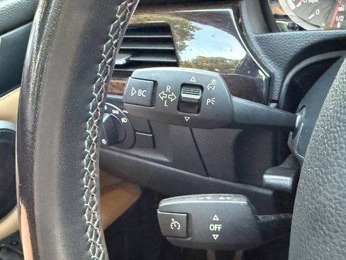 Used 2008 BMW M3 Convertible RWD image 27