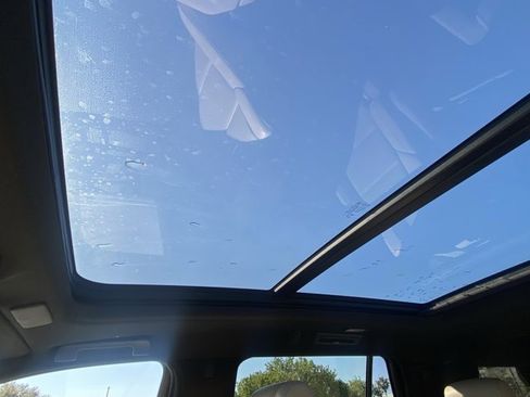 Certified 2023 Cadillac Escalade Premium Luxury w/ Performance Package image 16