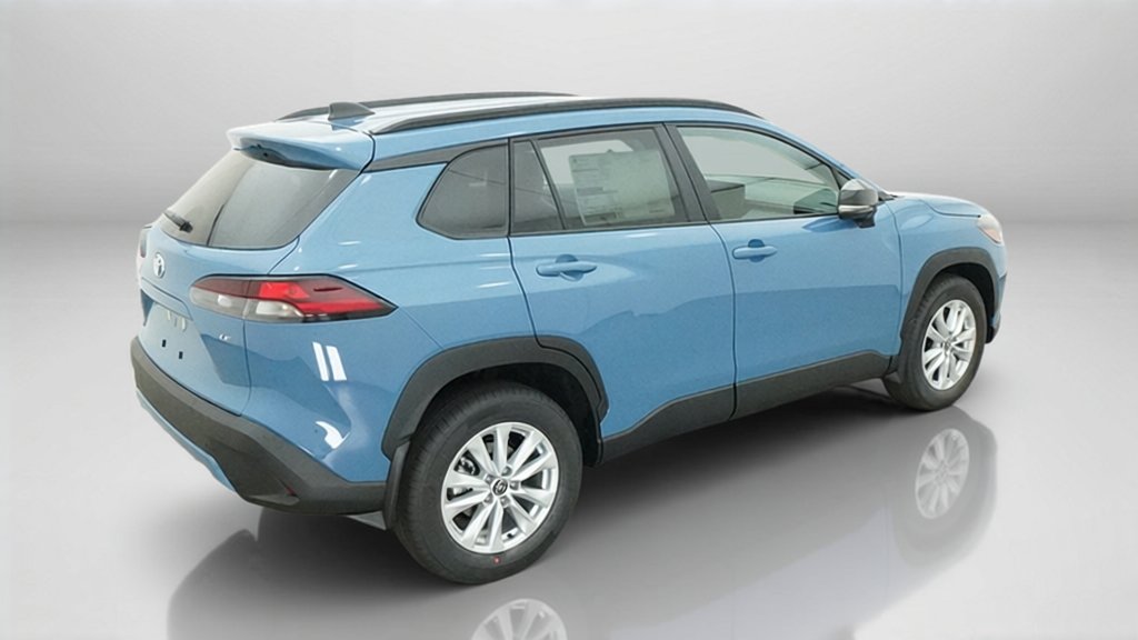 New 2026 Toyota Corolla Cross LE w/ Moonroof Package FWD image 9