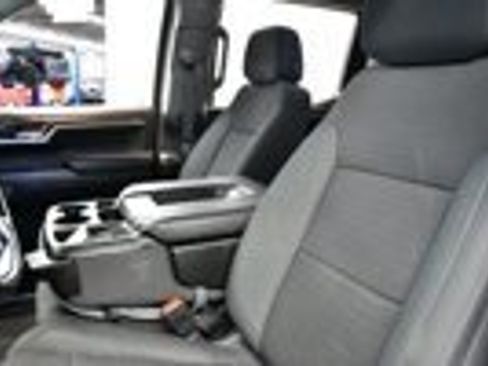 Used 2024 Chevrolet Silverado 1500 LT image 6