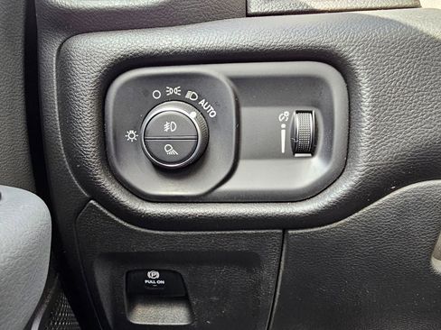 Used 2023 RAM 1500 Big Horn image 23