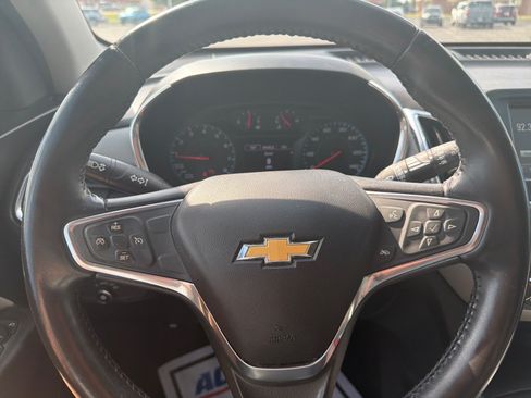 Used 2018 Chevrolet Equinox LT AWD/4WD image 11
