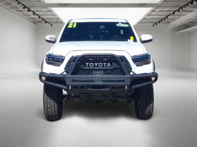 Used 2021 Toyota Tacoma TRD Off-Road w/ TRD Premium Off Road Package AWD/4WD image 8