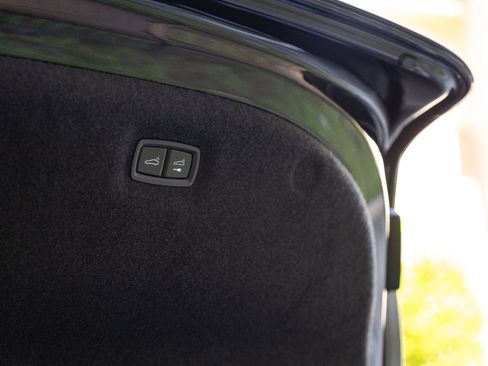 New 2026 Porsche Taycan 4S AWD/4WD image 30