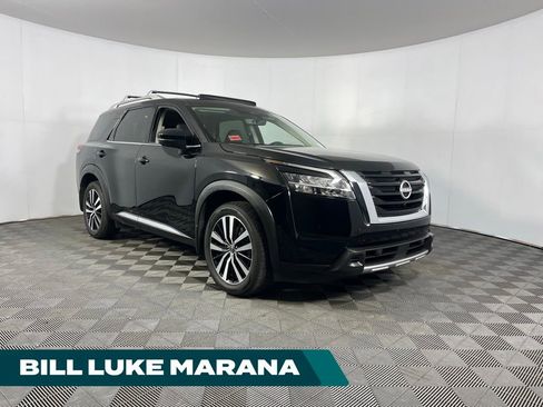 Used 2023 Nissan Pathfinder Platinum w/ Cargo Package AWD/4WD image 1