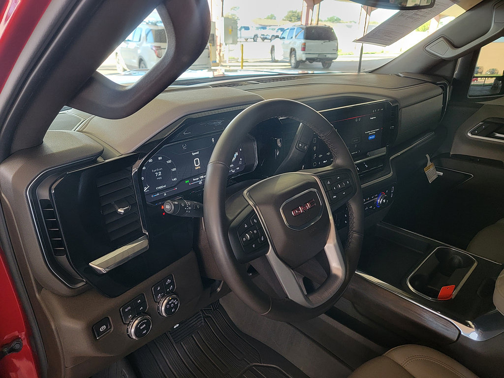 Used 2025 GMC Sierra 2500 SLT AWD/4WD image 13