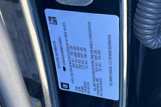 Used 2021 Chevrolet Suburban Z71 w/ Z71 Signature Package AWD/4WD image 34