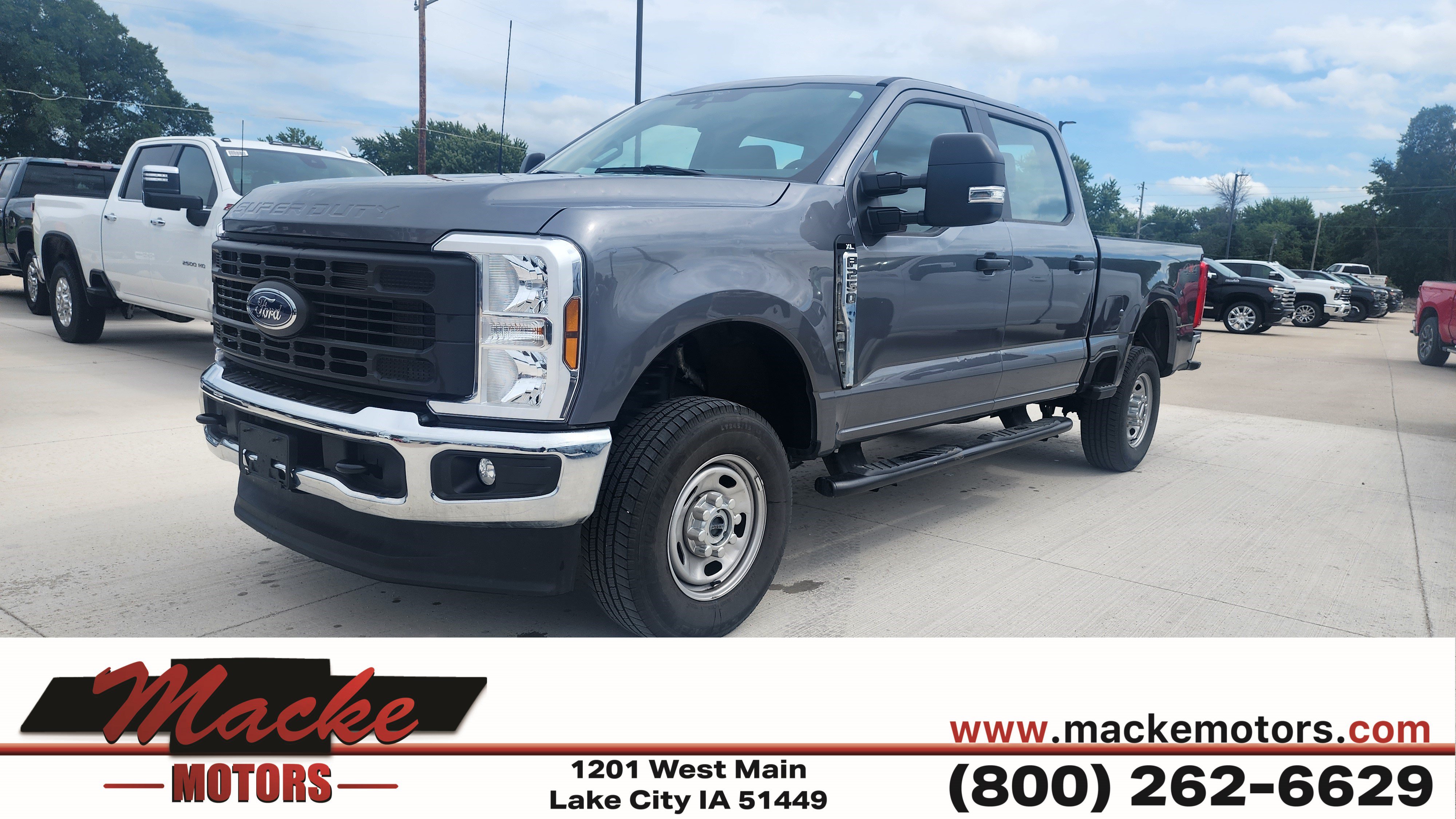 Used 2024 Ford F250 XL w/ Snow Plow Prep Package AWD/4WD image 1