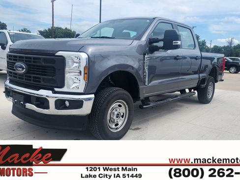 Used 2024 Ford F250 XL w/ Snow Plow Prep Package AWD/4WD image 1