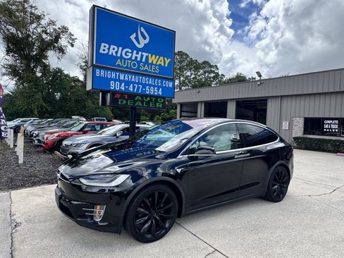 Used 2018 Tesla Model X 75D AWD/4WD image 1