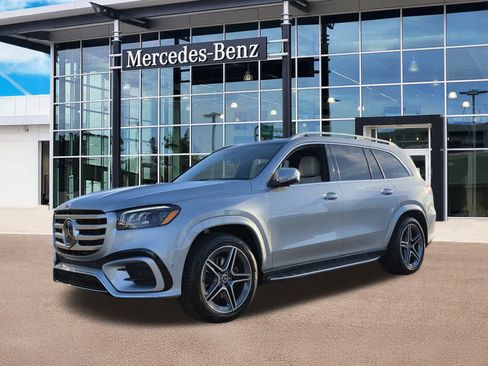 Certified 2025 Mercedes-Benz GLS 450 4MATIC image 1