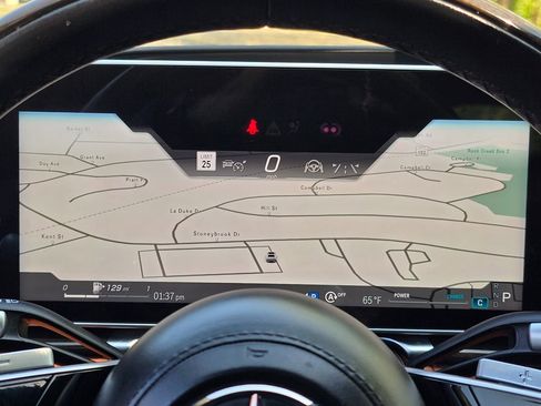 Used 2023 Mercedes-Benz S 500 4MATIC w/ AMG Line image 37