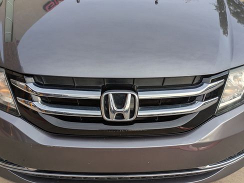 Used 2015 Honda Odyssey EX image 9