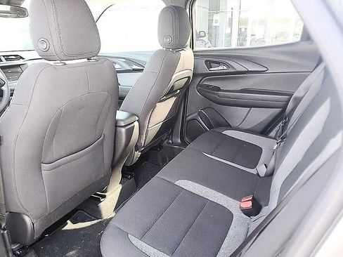Used 2023 Chevrolet TrailBlazer LT image 19