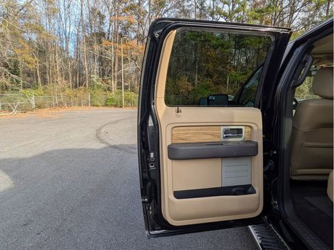 Used 2011 Ford F150 Lariat w/ Lariat Plus Pkg image 25