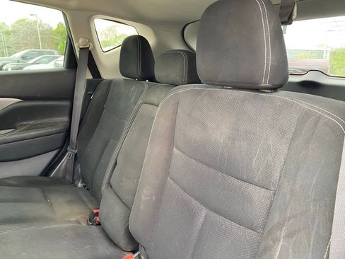 Used 2019 Nissan Murano S image 16