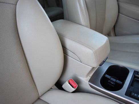 Used 2013 Subaru Outback 2.5i Limited image 25