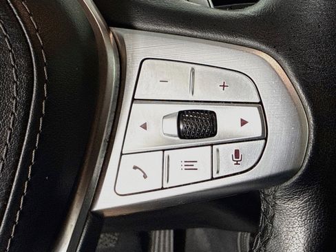 Used 2025 BMW X7 xDrive40i AWD/4WD image 15
