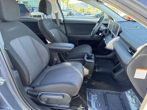 Used 2024 Hyundai Ioniq 5 SE image 37