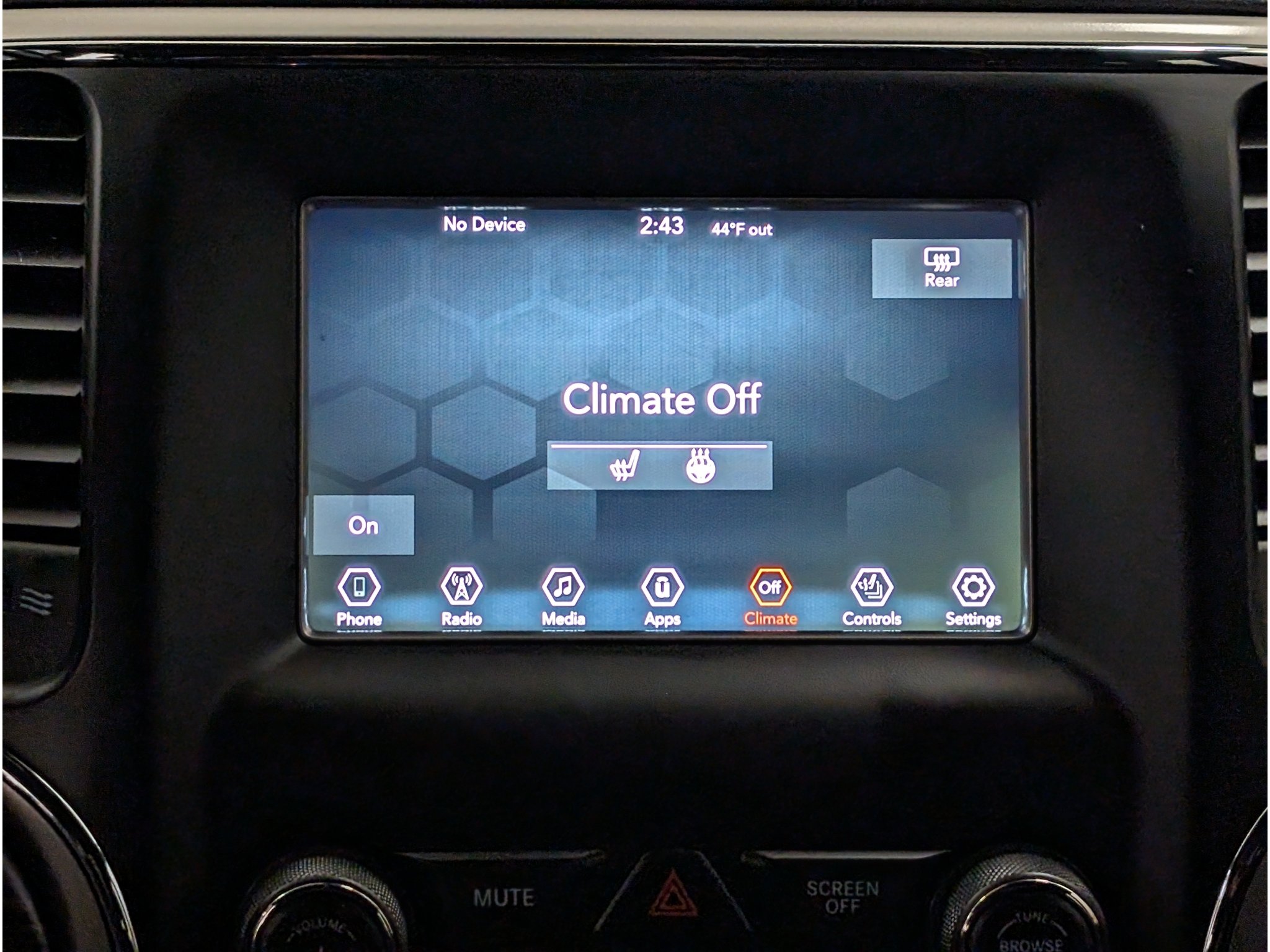 Used 2021 Jeep Grand Cherokee Laredo AWD/4WD image 15