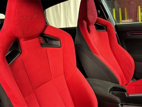 Used 2024 Honda Civic Type R image 12