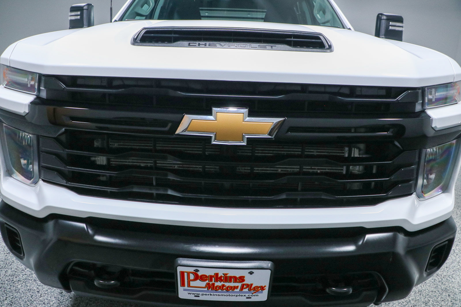 Used 2024 Chevrolet Silverado 3500 W/T AWD/4WD image 5