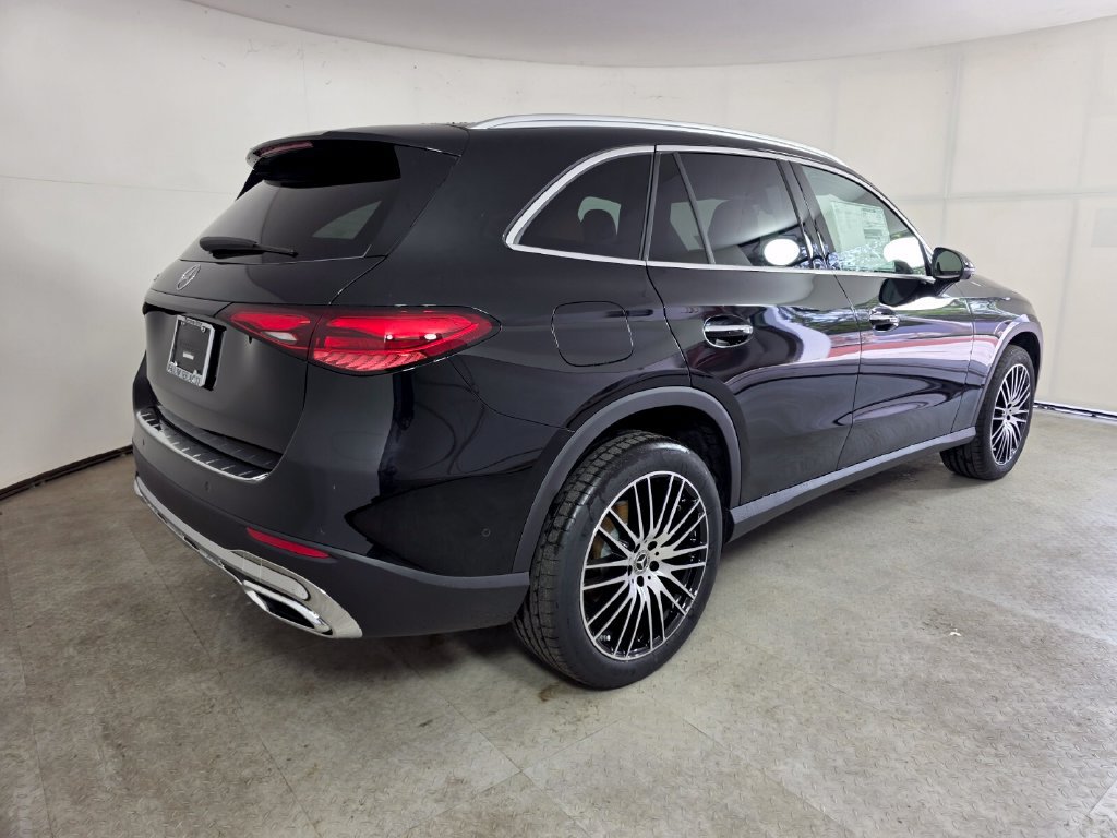 New 2027 Mercedes-Benz GLC 300 image 4