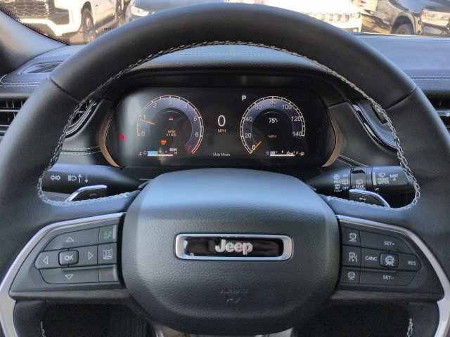 New 2027 Jeep Grand Cherokee Altitude RWD image 26