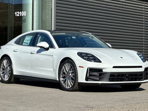New 2026 Porsche Panamera image 10