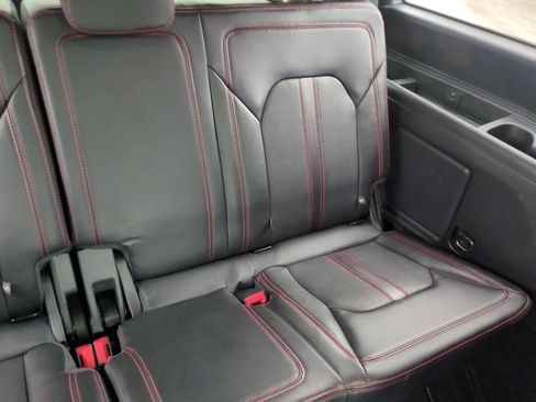 Used 2023 Ford Expedition Limited image 22