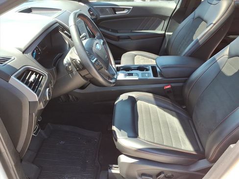 Certified 2024 Ford Edge ST-Line w/ Class II Trailer Tow Package AWD/4WD image 4