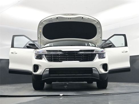 New 2026 Kia Seltos S image 22