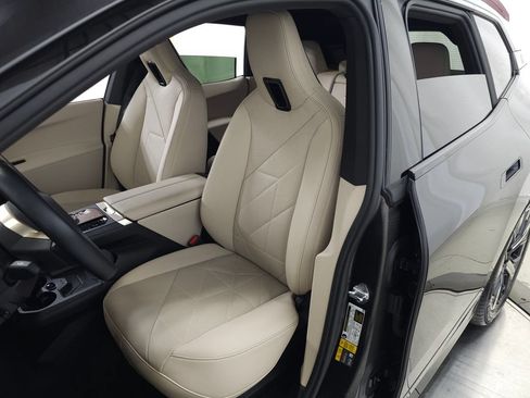 Certified 2023 BMW iX xDrive50 w/ Premium Package AWD/4WD image 17