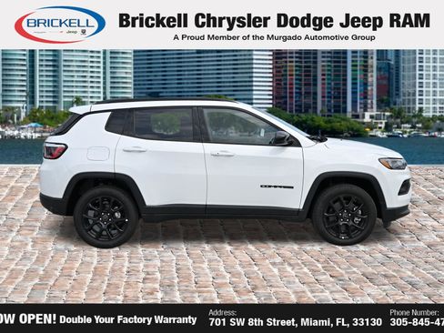 Used 2026 Jeep Compass Latitude AWD/4WD image 4