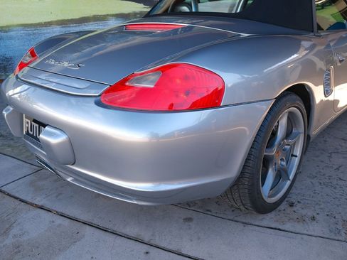 Used 2004 Porsche Boxster S image 27