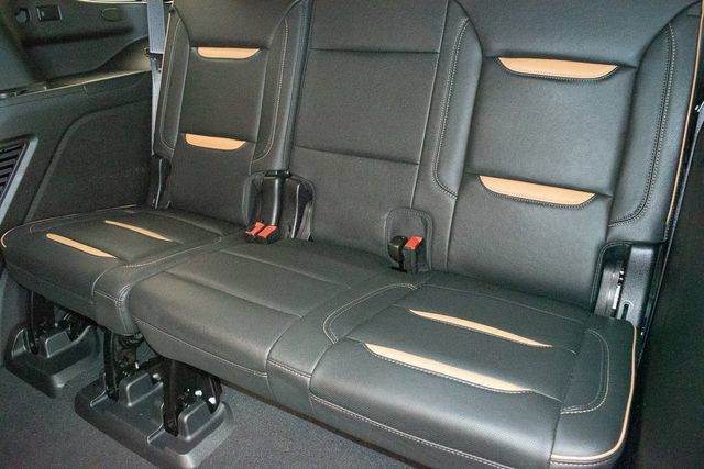 Used 2024 GMC Yukon AT4 w/ AT4 Premium Package AWD/4WD image 20