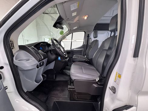 Used 2019 Ford Transit 150 148 Low Roof RWD image 12